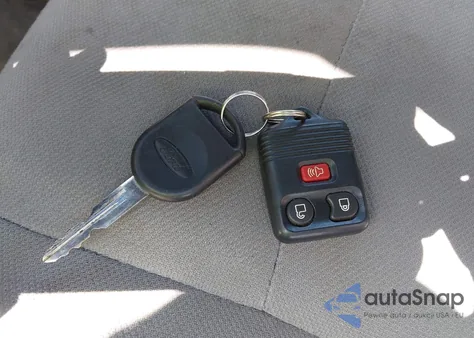 2014 Ford E-250 Commercial из США, поврежденный, VIN 1FTNE2EL8EDA48545